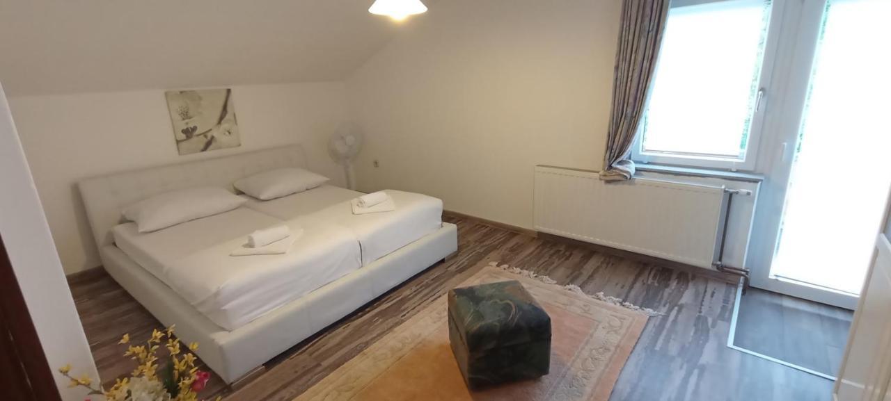 Apartmani Unski Biser Цазин Экстерьер фото